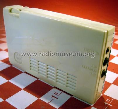 TR-810; Sony Corporation; (ID = 1042544) Radio