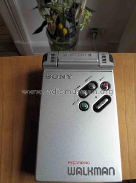 Walkman Stereo Cassette - Corder WM-R2; Sony Corporation; (ID = 1294413) Ton-Bild