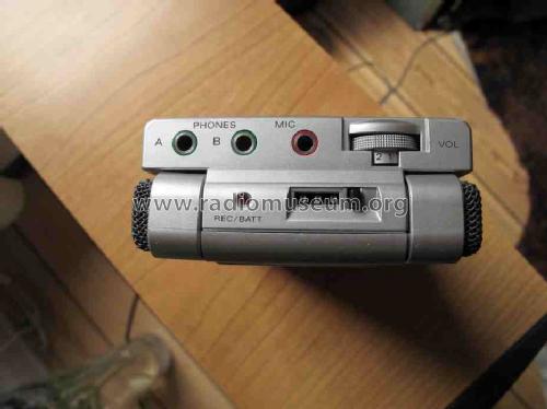 Walkman Stereo Cassette - Corder WM-R2; Sony Corporation; (ID = 1294416) R-Player