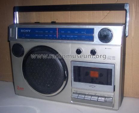 FM/AM Cassette Corder CFM-200; Sony Corporation; (ID = 1631204) Radio