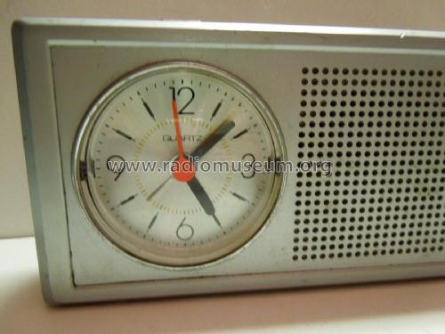 AM/FM Quartz Clock Radio 3011-; Soundesign (ID = 2821829) Radio