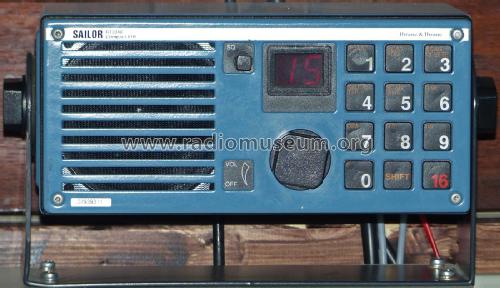 VHF Radiotelephon Sailor RT2048; SP Radio S.P., (ID = 2788931) Commercial TRX