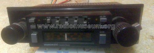 SR 305F; Sparkomatic (ID = 2874911) Car Radio
