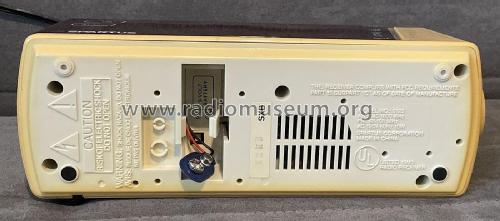 Radio Receiver 0123; Spartus Corporation; (ID = 2855883) Radio