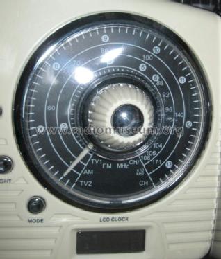 Studebaker Hard Rock; Spectra (ID = 1178967) Radio