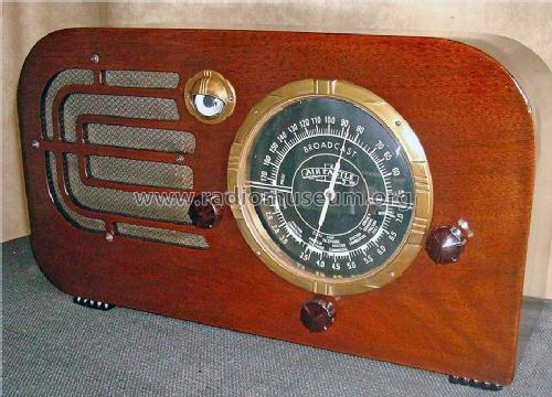 Aircastle 5001 ; Spiegel Inc. (ID = 996817) Radio