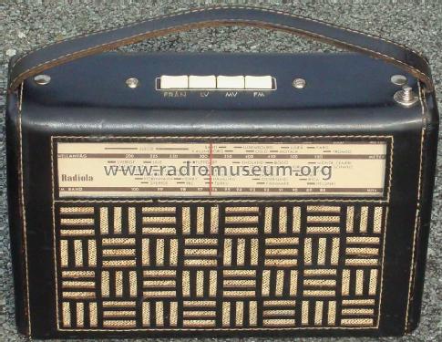 Radiola 7402; SR, Svenska (ID = 1421856) Radio