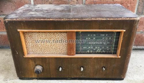 Standard 54; Standard Radio (ID = 3088125) Radio