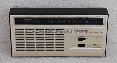 FM/AM Standard SR-Q731F; Standard Radio Corp. (ID = 1270107) Radio