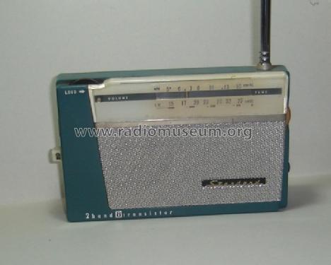 SR-H107L; Standard Radio Corp. (ID = 1187171) Radio