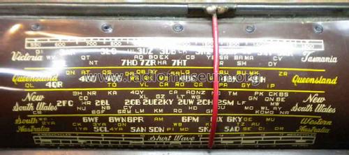 B105; Standard Telephones (ID = 1691800) Radio