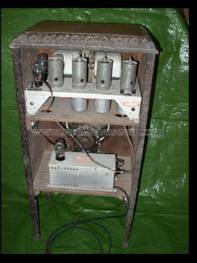 8 Tube Receiver ; Sterling Manuf. Co.; (ID = 1752307) Radio