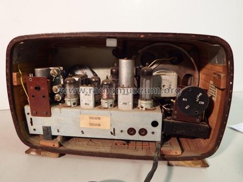 V521; Stern & Stern (ID = 1848921) Radio