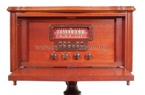 9001-F ; Stewart Warner Corp. (ID = 269436) Radio