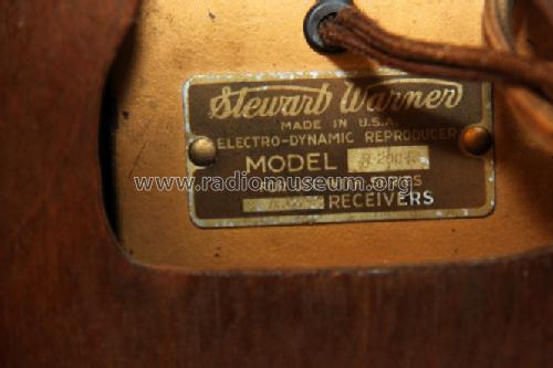 R200A ; Stewart Warner Corp. (ID = 696275) Speaker-P