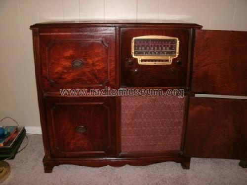 1121-PGW Series 10-11-12; Stromberg-Carlson Co (ID = 907073) Radio