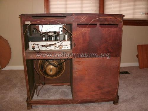 1121-PGW Series 10-11-12; Stromberg-Carlson Co (ID = 907076) Radio