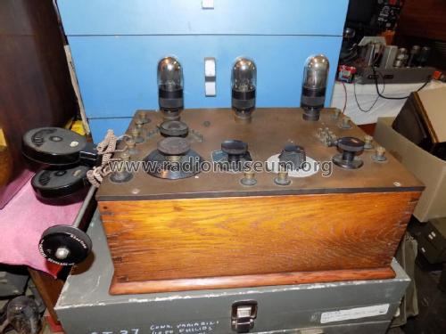 Three Valve Cabinet Receiver No. 517; Sullivan, H.W., (ID = 2784937) Radio