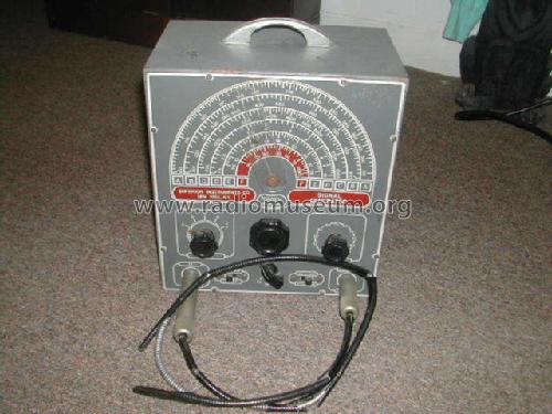 Signal Generator 650-A; Superior Instruments (ID = 1349109) Equipment