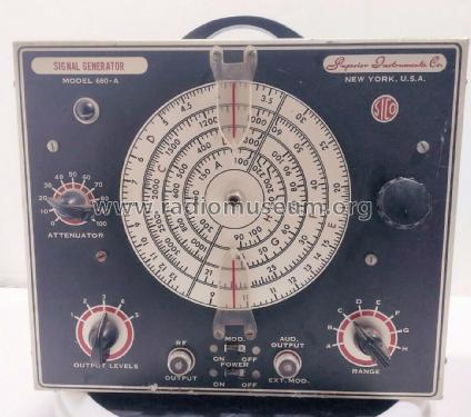 Signal Generator 660-A; Superior Instruments (ID = 2778640) Equipment