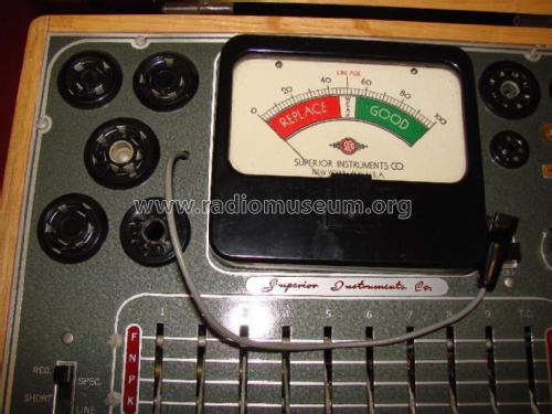 Tube Tester TV-11; Superior Instruments (ID = 1738417) Ausrüstung