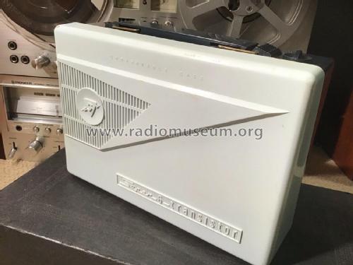 T6 Super-6-Transistor 3305BL ; Sylvania Hygrade, (ID = 2730343) Radio