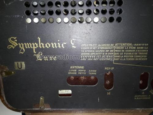 2U Luxe; Symphonic; Belgium (ID = 2252546) Radio