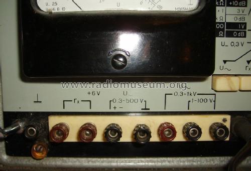 Röhrenvoltmeter - Вольтомметр VK 7-9 - ВК 7-9; Punane, (ID = 1601077) Equipment