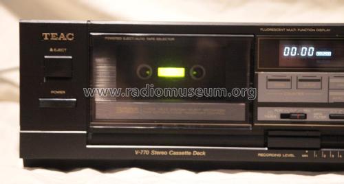 Stereo Cassette Deck V-770; TEAC; Tokyo (ID = 2168618) Reg-Riprod