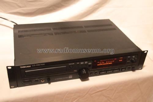 TASCAM CD Rewritable Recorder CD-RW700 R-Player TEAC; Tokyo 