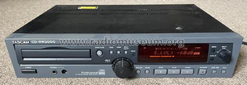 Tascam CD Rewritable Recorder CD-RW2000; TEAC; Tokyo (ID = 2899336) Sonido-V