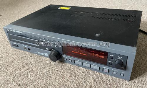 Tascam CD Rewritable Recorder CD-RW2000; TEAC; Tokyo (ID = 2899339) Sonido-V