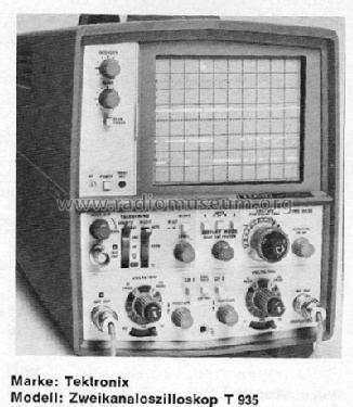 Dual Channel Oscilloscope T-935; Tektronix; Portland, (ID = 885784) Equipment