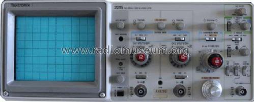 Oscilloscope 2215; Tektronix; Portland, (ID = 485109) Equipment