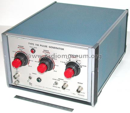 Pulse Generator 114; Tektronix; Portland, (ID = 2872364) Equipment