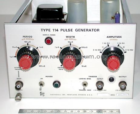 Pulse Generator 114; Tektronix; Portland, (ID = 2872366) Equipment