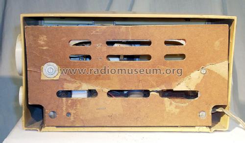 990 ; Tele-Tone Radio Corp (ID = 716833) Radio