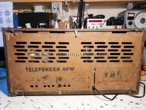 49 W; Telefunken; Wien (ID = 3027948) Radio