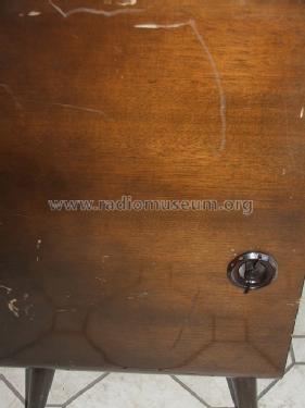FE12/43SF; Telefunken (ID = 1635942) Television