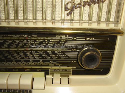 Gavotte 8; Telefunken (ID = 496974) Radio