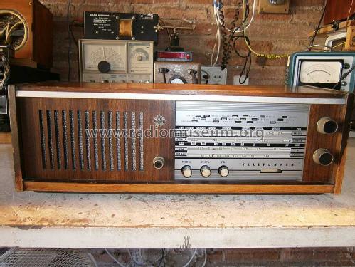 Intermezzo A-2747-FM; Telefunken (ID = 1877064) Radio