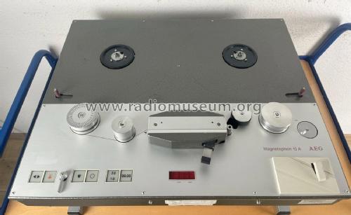 Magnetophon 15A - Studio-Tonbandgerät M15A; AEG Radios Allg. (ID = 2782390) R-Player