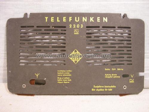 2203; Telefunken, Helsinki (ID = 1292305) Radio