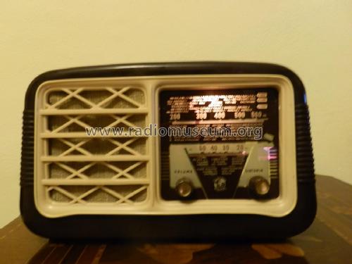 Boston ; Televided; dove/ (ID = 1918607) Radio