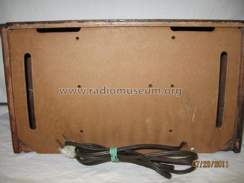 F-616 ; Templetone Radio Mfg (ID = 1033306) Radio