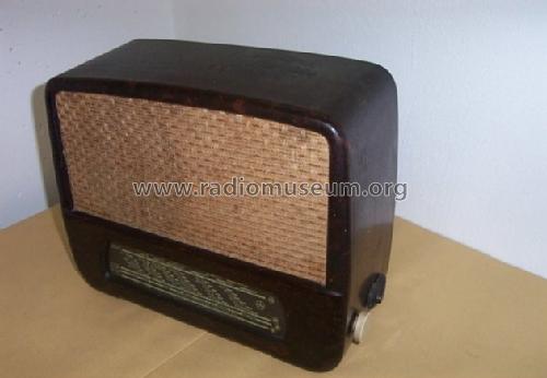 Standard 405U Radio Tesla; Praha, Bratislava etc., build |Radiomuseum.org