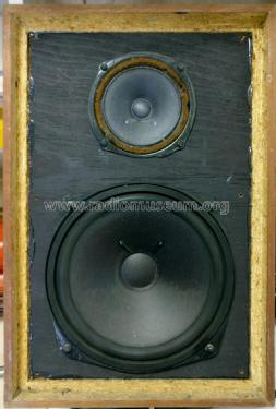 1PF-06733; Tesla; Praha, (ID = 2547597) Speaker-P