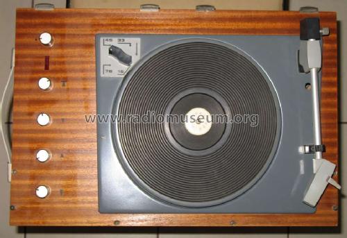 Stereo Turntable GZC110.1; Tesla; Praha, (ID = 1078366) R-Player