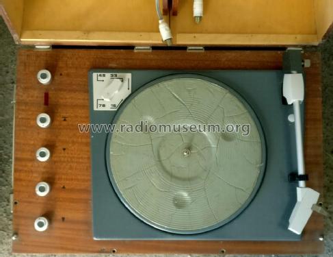 Stereo Turntable GZC110.1; Tesla; Praha, (ID = 2547266) R-Player