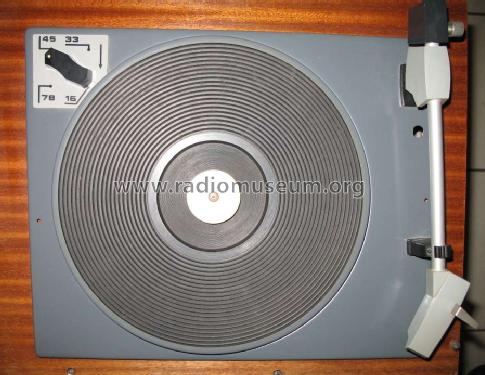 Stereo Turntable NZC110.1; Tesla; Praha, (ID = 1078369) R-Player